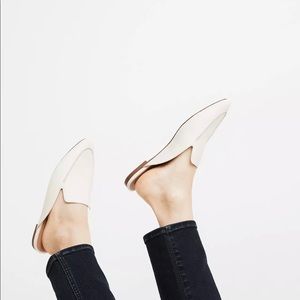 Madewell The Frances Skimmer Mule in Leather